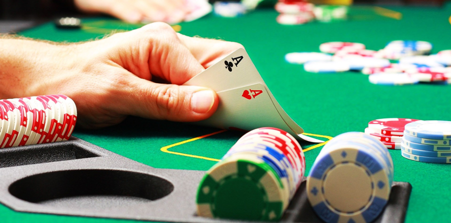 Những lựa chọn khi đánh Poker